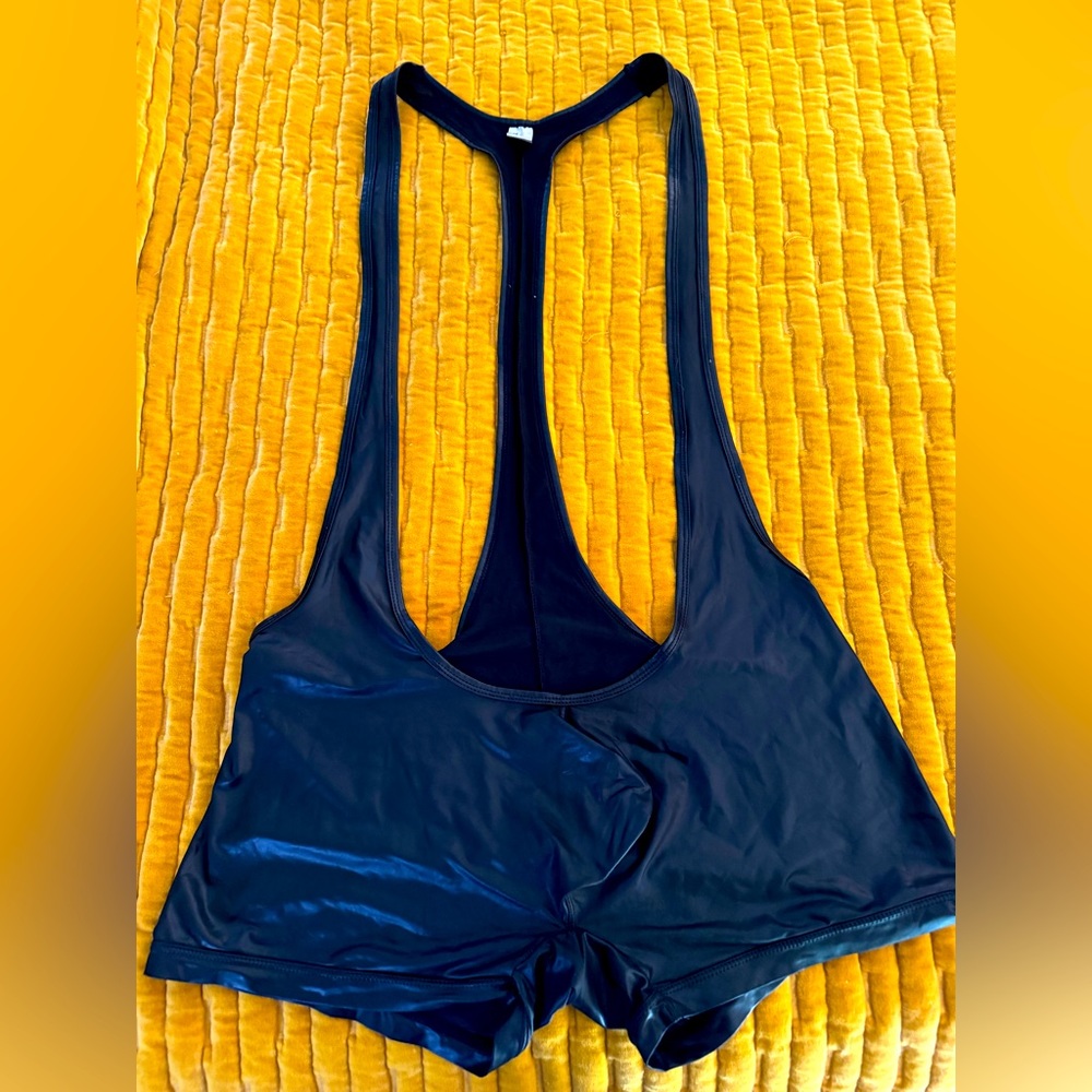Black Singlet